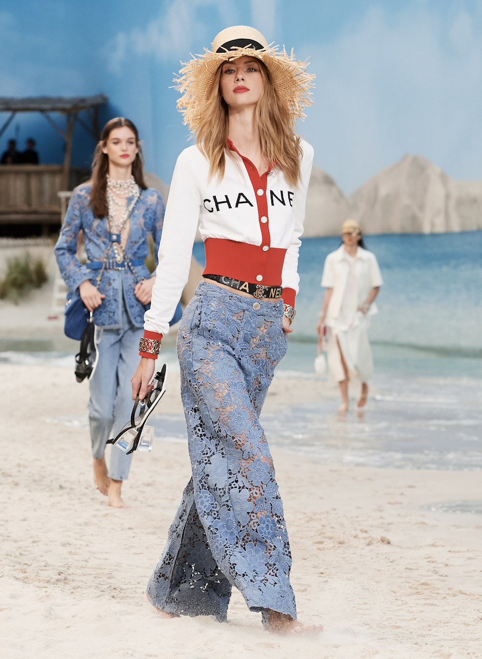 CHANEL SPRING/SUMMER 2019 COLLECTION