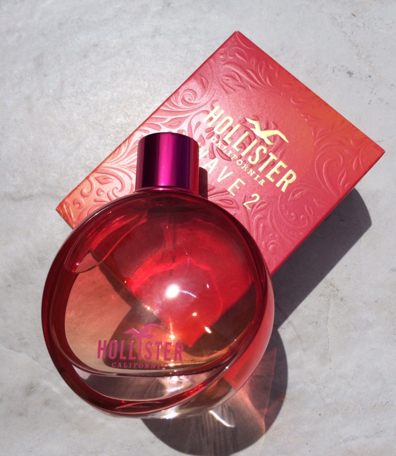 HOLLISTER CALIFORNIA WAVE 2 EDP FOR HER